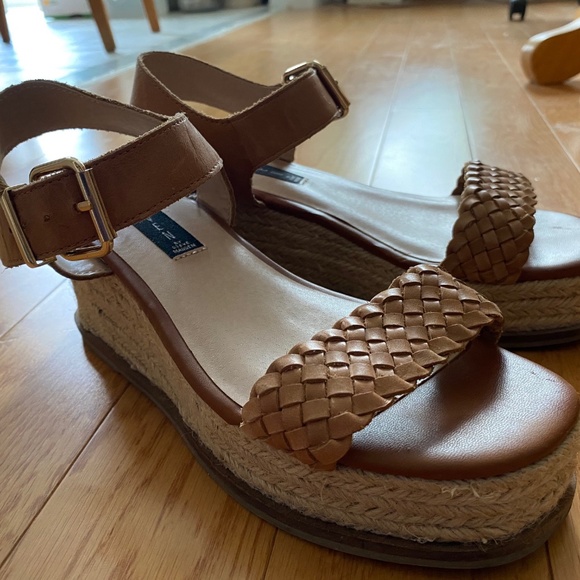 Leather Espadrille Wedge Sandal - Picture 5 of 9